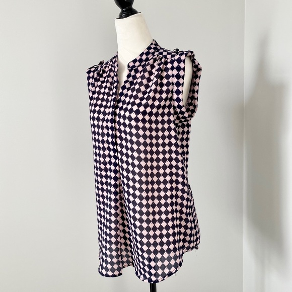 Antilia Femme Short Sleeve Blouse - Picture 3 of 5